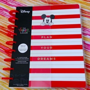 BRAND NEW UNDATED MICKEY HAPPY PLANNER!!